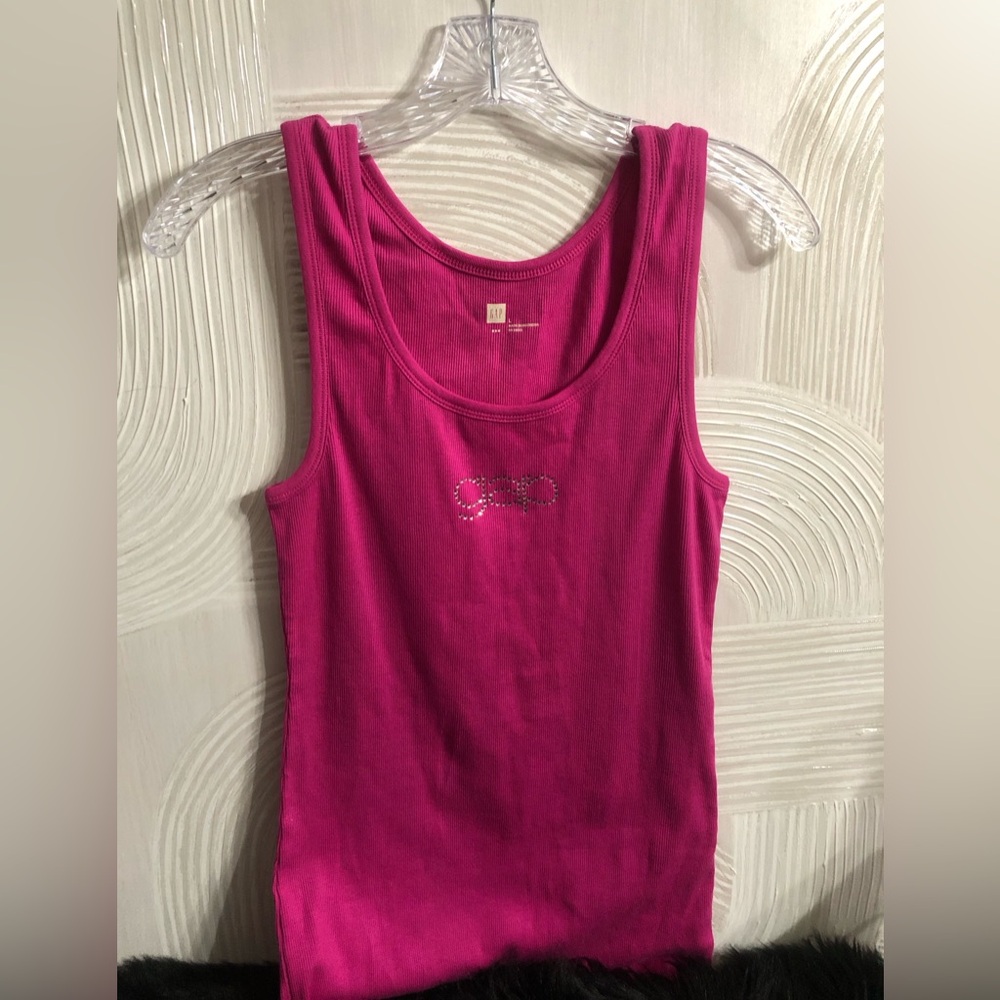 The GAP Women’s Pink Tank Top